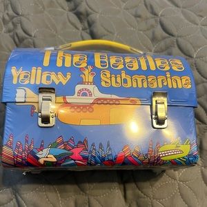 Rare Vintage Early 2000s Hallmark The Beatles Lunchbox Never Opened​